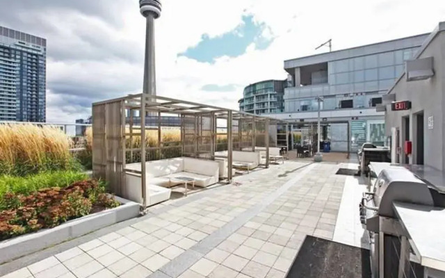 Toronto Suite Rentals - Fly Condo