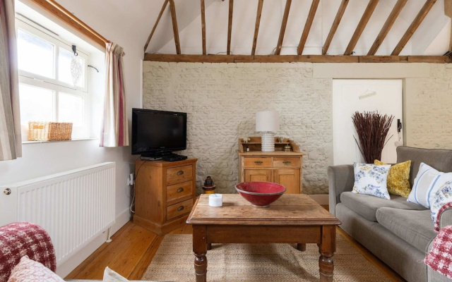 Wren Barn - Cosy 2-bed Converted Barn in Sidlesham