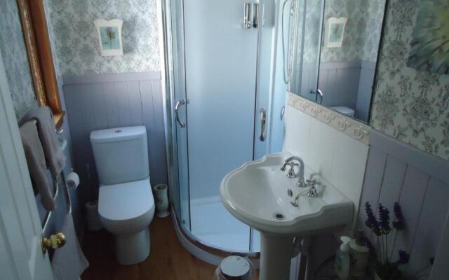 Astonleigh Villa Bed & Breakfast