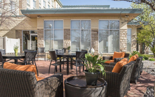 Hilton Garden Inn Denver South Park Meadows Area