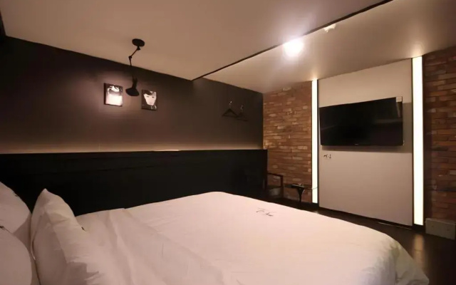 Gain Hotel