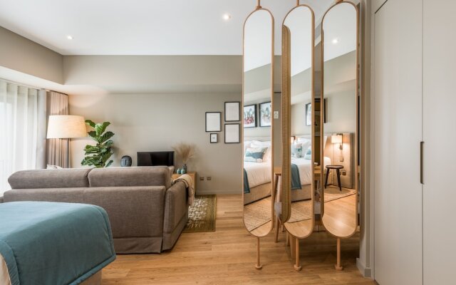 Legends' House by Sweet Porto