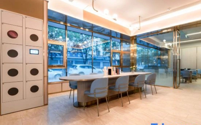 HanTing Hotel (Xichang Aerospace Avenue Moon Lake Wetland Park)