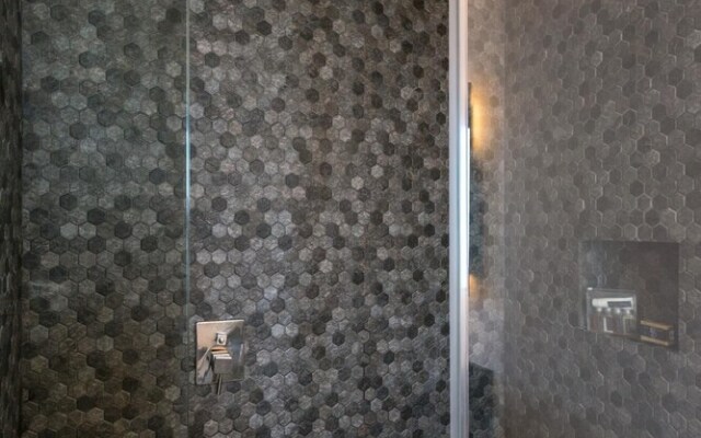 Sailview 312 Ocean Views Rooftop Pool Romantic Zone