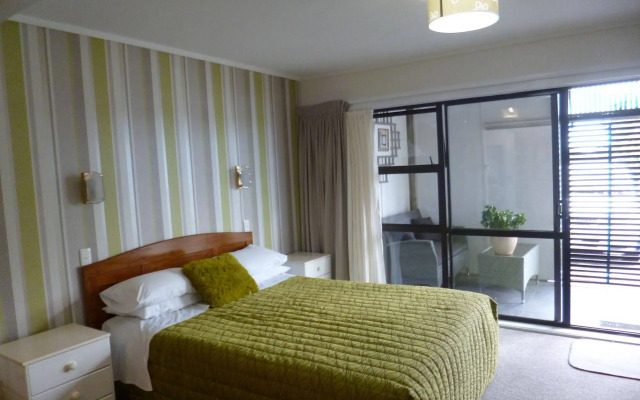 Opua Boutique Seaview Motel