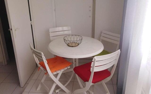 Appartement Cap d'Agde, 2 pièces, 4 personnes - FR-1-607-116