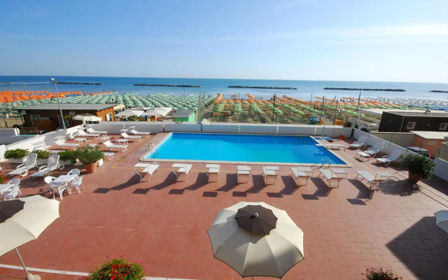 Hotel Embassy Pesaro