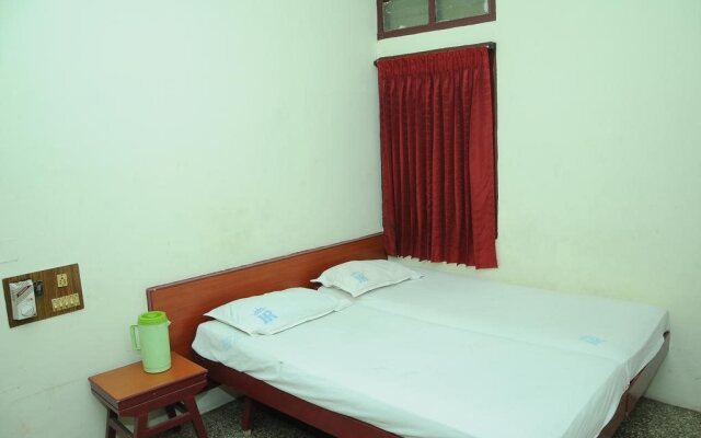 Hotel RadhaKrishna