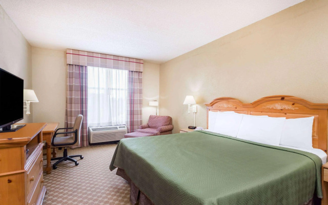 Wingate by Wyndham Savannah Gateway