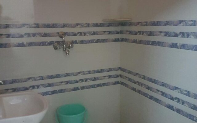 Vinayak Guest House