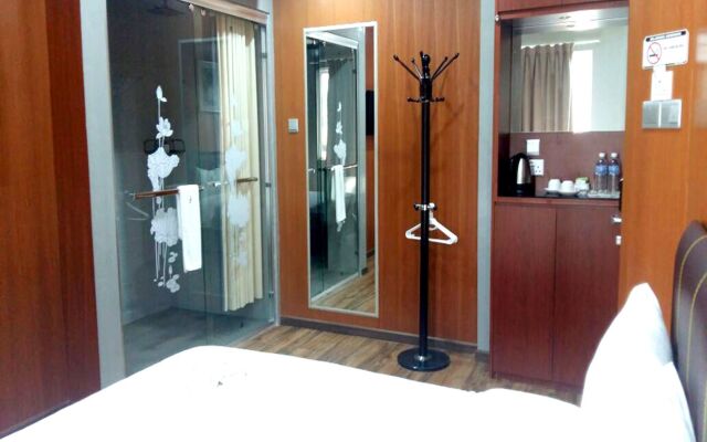 Chimera Hotel