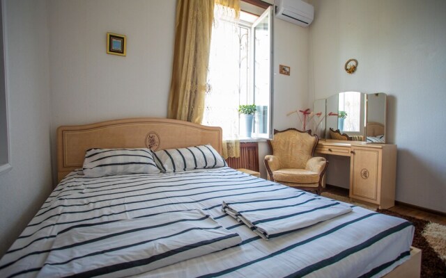Kutaisi Hotel California