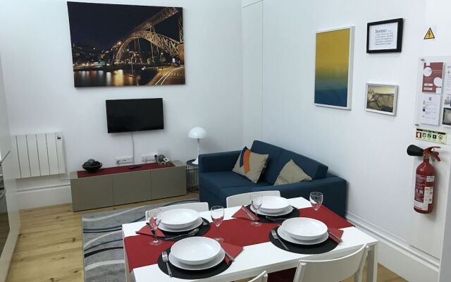 Oporto Sun - Trindade