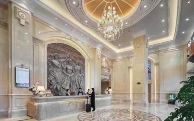 Nanjing Zijing Hotel