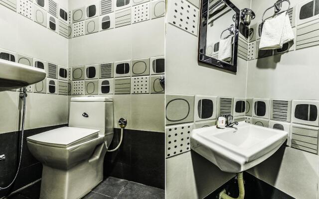 OYO 14925 Harsha Residency
