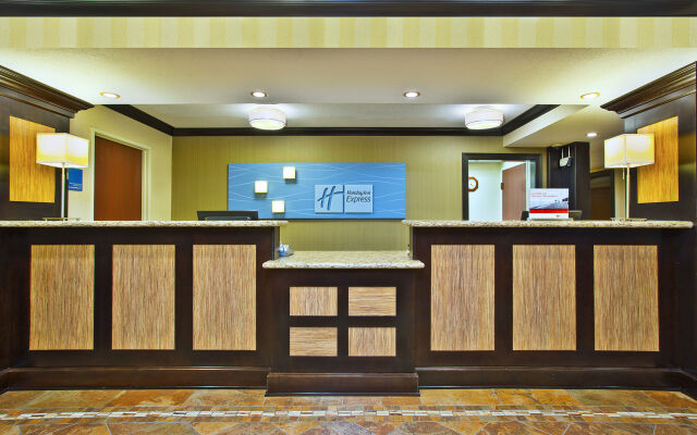 Holiday Inn Express Hotel & Suites Wabash by IHG