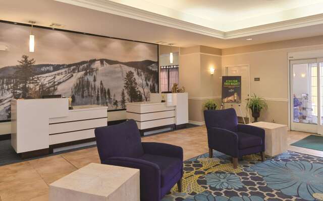 La Quinta Inn & Suites by Wyndham Ruidoso Downs