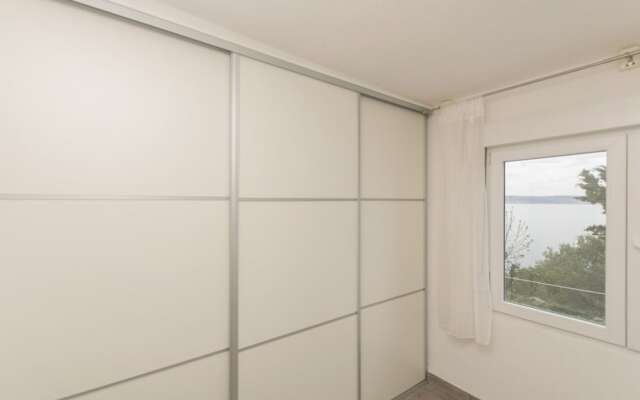 House Anica