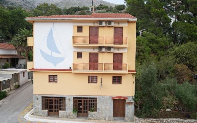 Moustakis Hotel