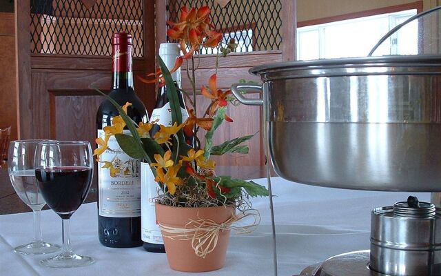 Motel & Restaurant De La Plage