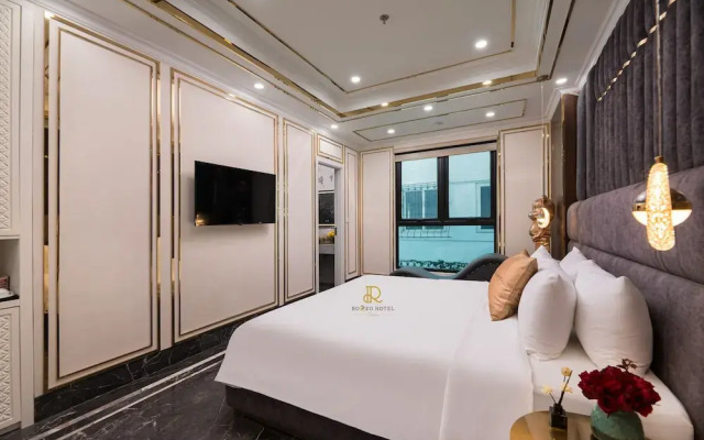 Romeo 2 Hotel HN by Bay Luxury