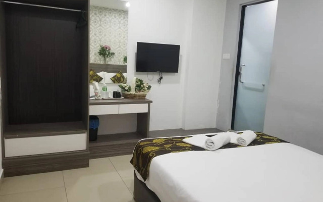 D'Metro Hotel