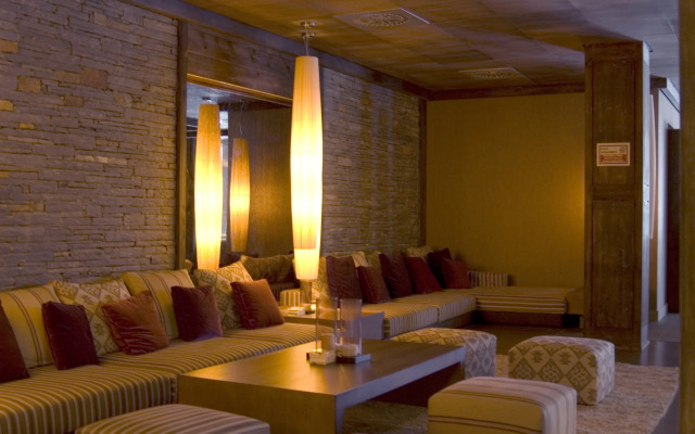 Hotel Val De Neu