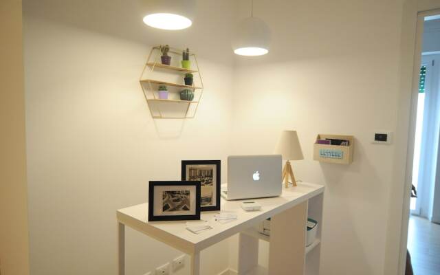 The Corner 180 Suite