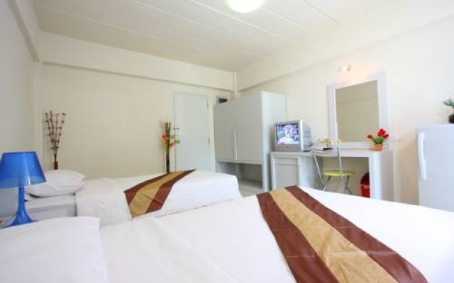 Dibuk Apartment