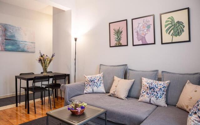 Sunny apartment-Διαμέρισμα45m2 στην πλατεία πάργης