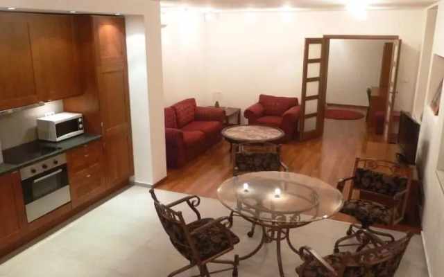 VVI Apartments, Zwierzyniecka