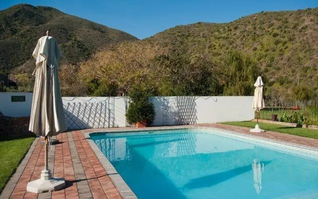 Cango Accommodation Units