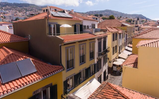 In The Pedestrianised Funchal Old Town, Close To Amenities Taberna Apartment 4