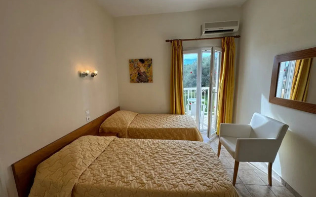 Отель Ipsos Beach