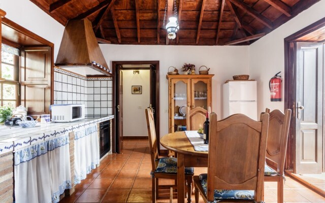 Casa Rural Tomasín by Isla Bonita