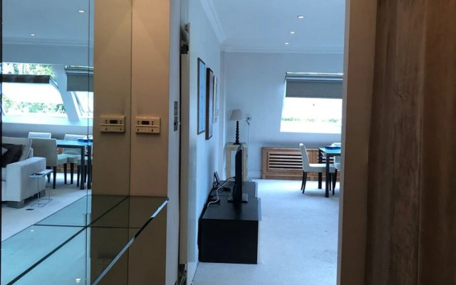 Beaufort Gardens Apartment