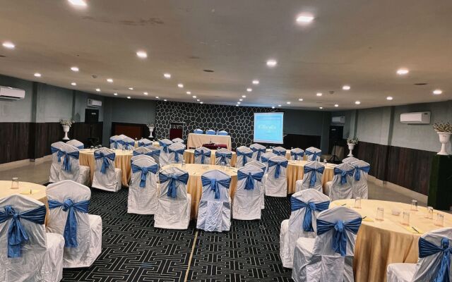 Hotel Clarks Collection Bhavnagar