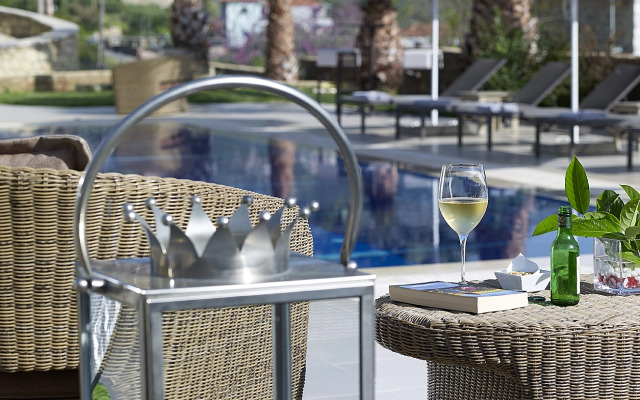 Anaxo Resort