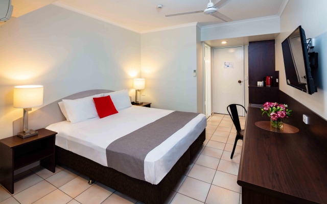 Hides Hotel Cairns