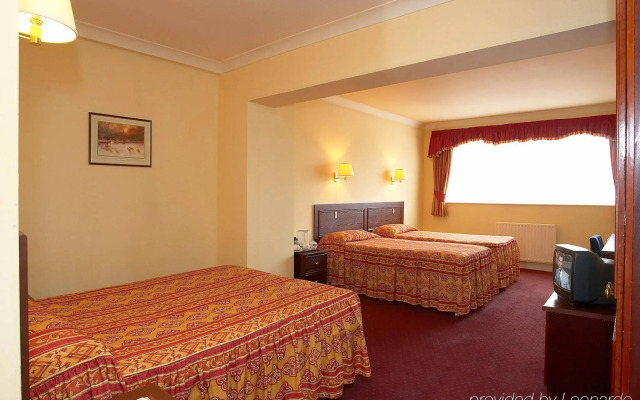 Potters International Hotel