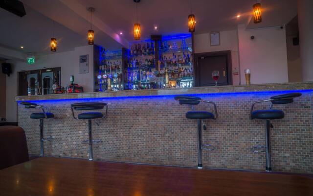 Starboard Stays Southampton