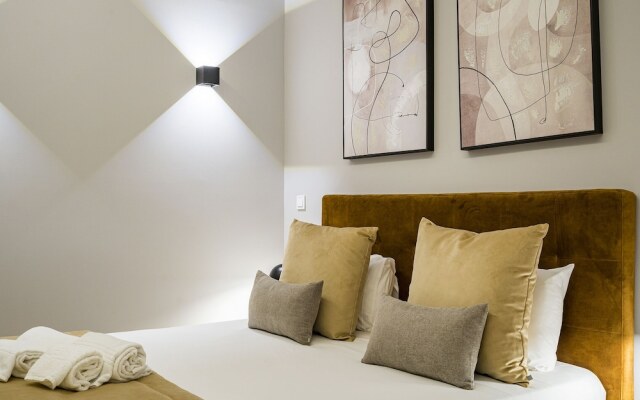 Comendador 1895 Apartments