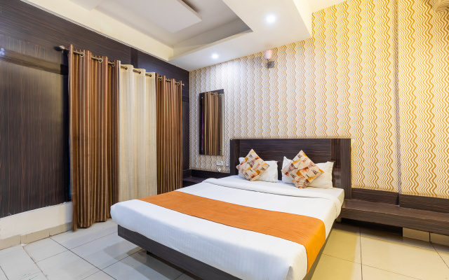 Fabhotel Shree Regency