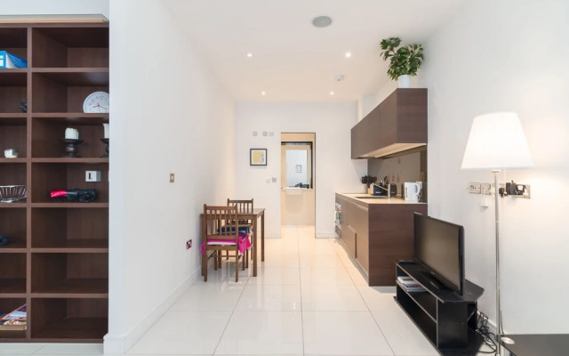 Modern 1BR Home in Kings Cross! 3 Guests