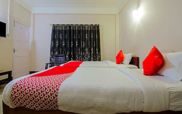 Oyo 22570 Amenity Guest House