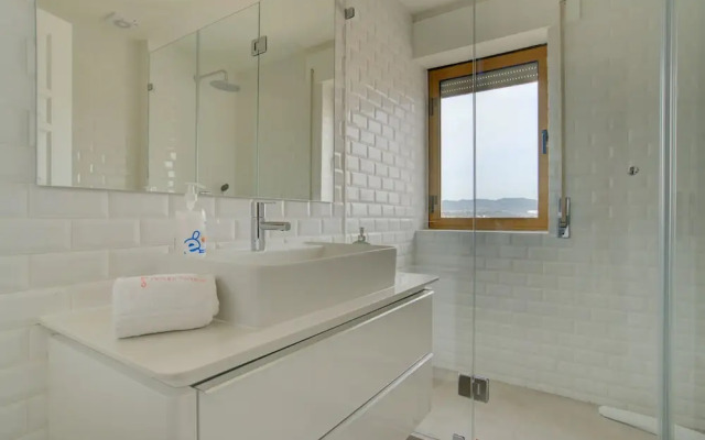 Ocean Blue Apartment & Studio