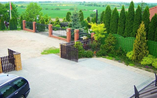 Dom Turysty Na Skarpie