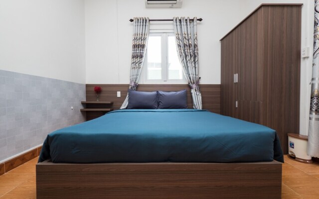 Joy House & Apartment