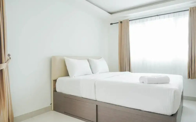 Comfortable and Homey Studio at Amethyst Apartment