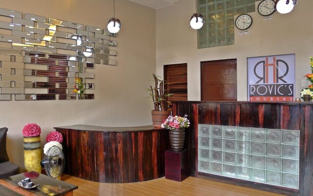 Rovic's Tourist Hotel